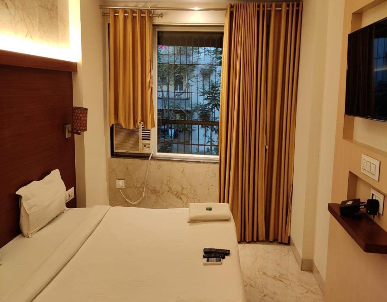 Fabhotel Spring Inn - Nr Borivali Station Mālād Extérieur photo